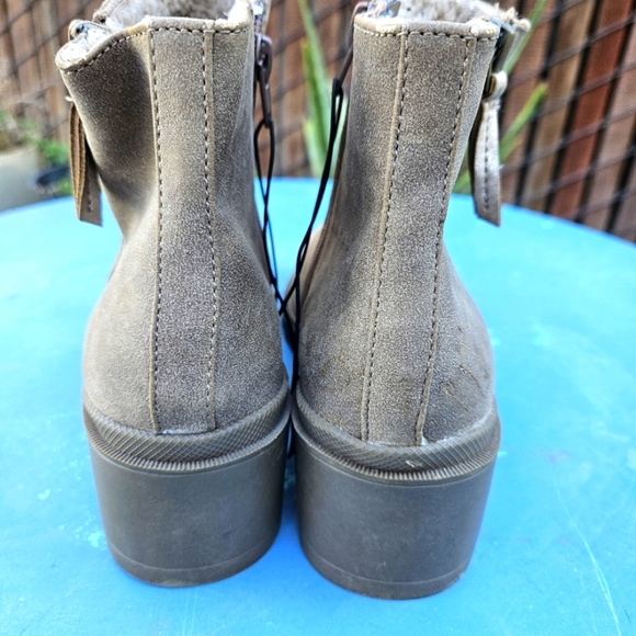 Pop Girls Boots Kid Flossie Size 4M - Picture 11 of 16